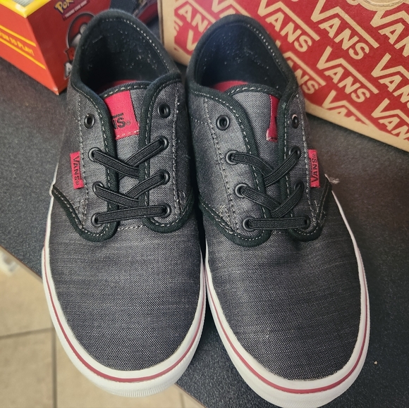 Van Sneakers for Boys - Picture 2 of 4